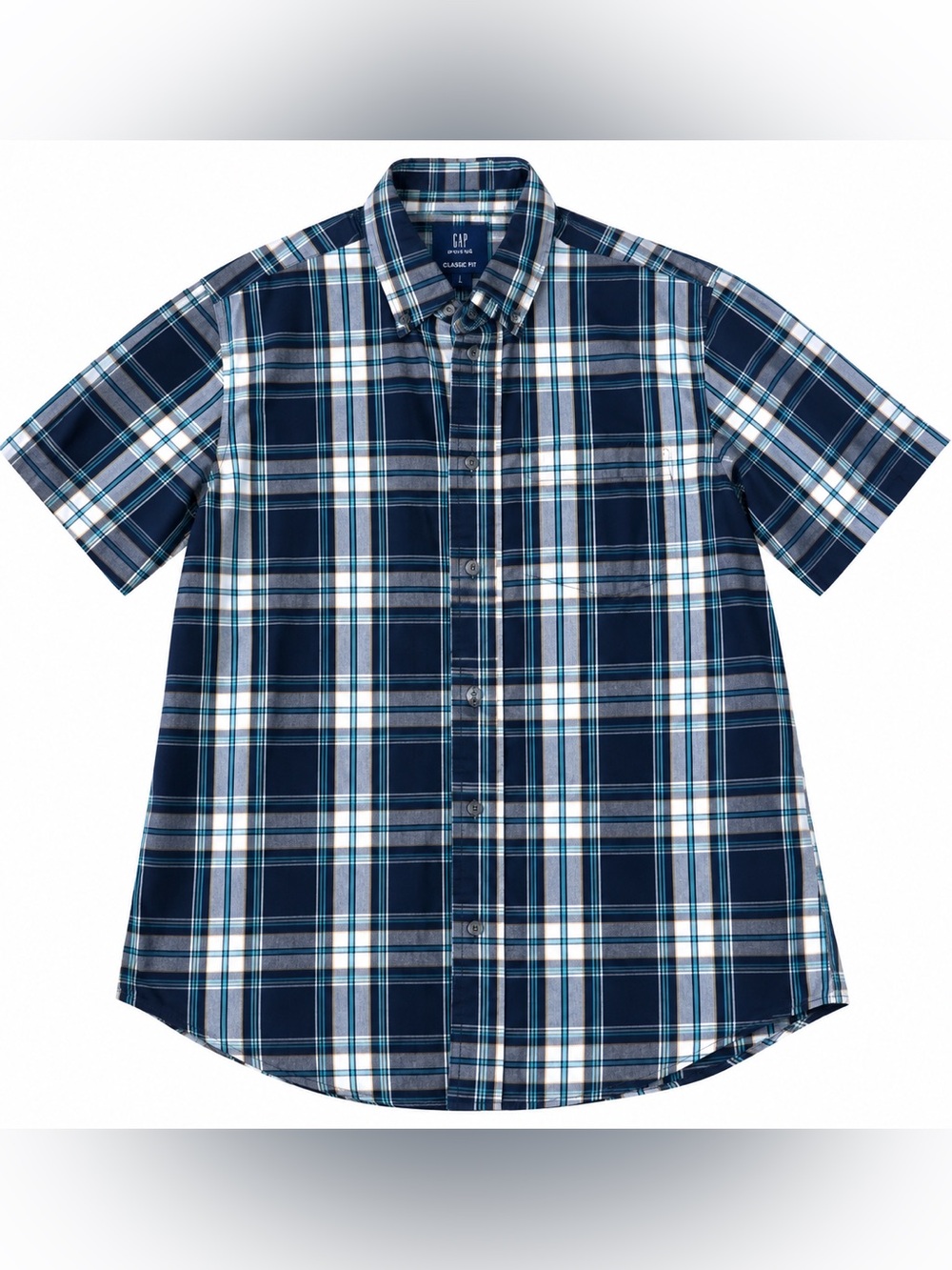 Medium George Men’s Medium Classic Fit Plaid Short Sleeve Button-Up Shirt